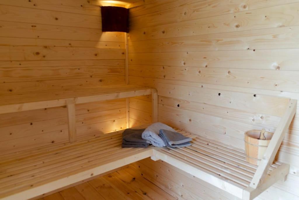 La Cabane Du Cerf Et Son Sauna Attre Εξωτερικό φωτογραφία